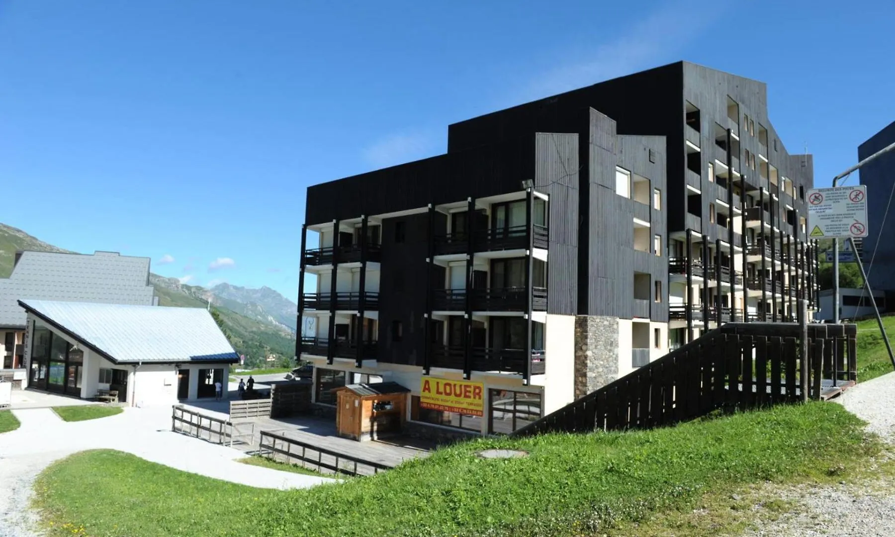 Apartment Residence Villaret - Appartement Lumineux - Depart Et Retour Skis Aux Pieds - Terrasse De Plain Pied Mae-2454 Saint-Martin-de-Belleville France